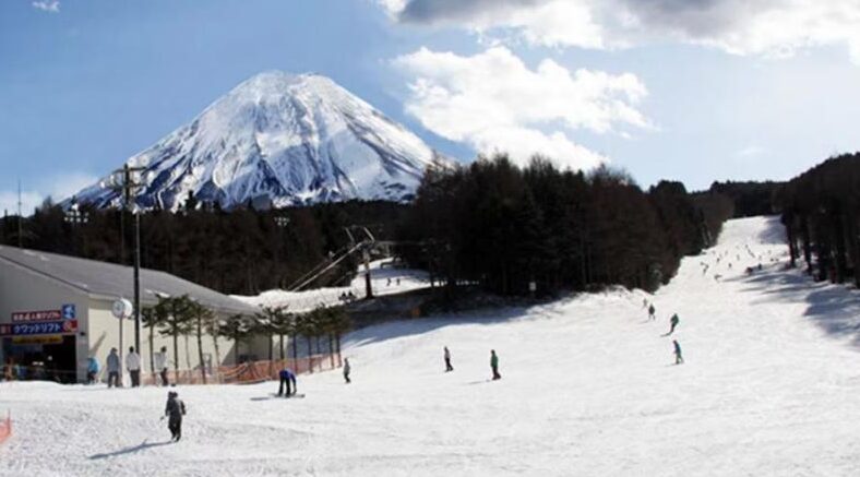 【山梨・河口湖】ふじてんスノボースクール